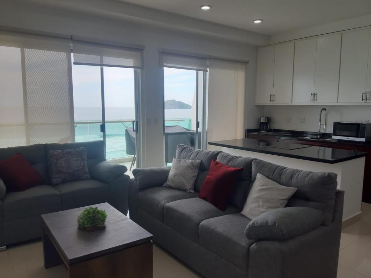 Hermoso Y Moderno Departamento Frente Al Malecon Con Preciosa Vista Al Mar Mazatlán Esterno foto