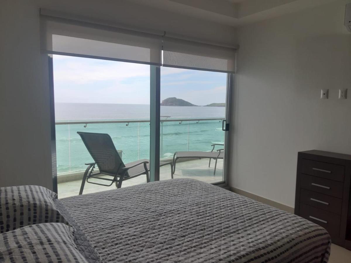 Hermoso Y Moderno Departamento Frente Al Malecon Con Preciosa Vista Al Mar Mazatlán Esterno foto